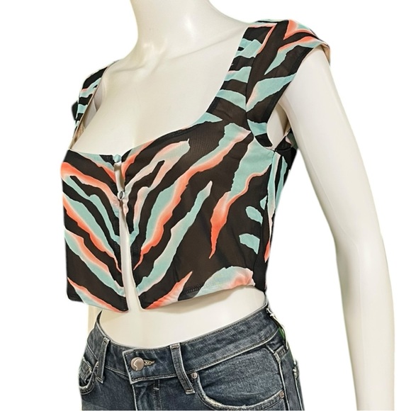AFRM Teal Zebra Placement Nylah Two Button Cap Sleeve Crop Top, M - Picture 8 of 9